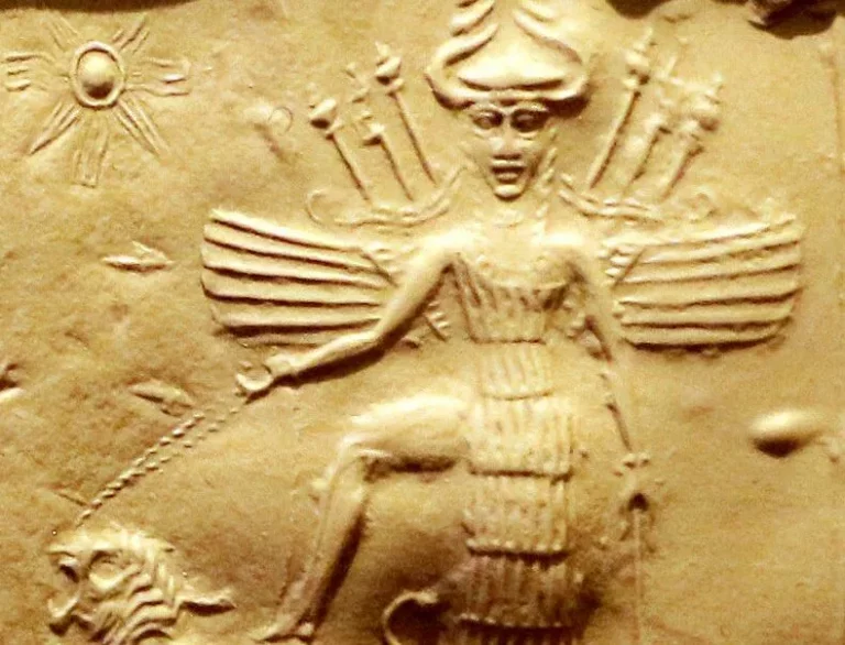 Ishtar, la déesse de l’amour , de la fertilité, de la guerre et de la sexualité. CC by Wikimedia Commons https://commons.m.wikimedia.org/wiki/File:Ishtar_on_an_Akkadian_seal.jpg. image modifiée